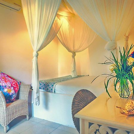 Villa White Stars Seminyak  Bagian luar foto