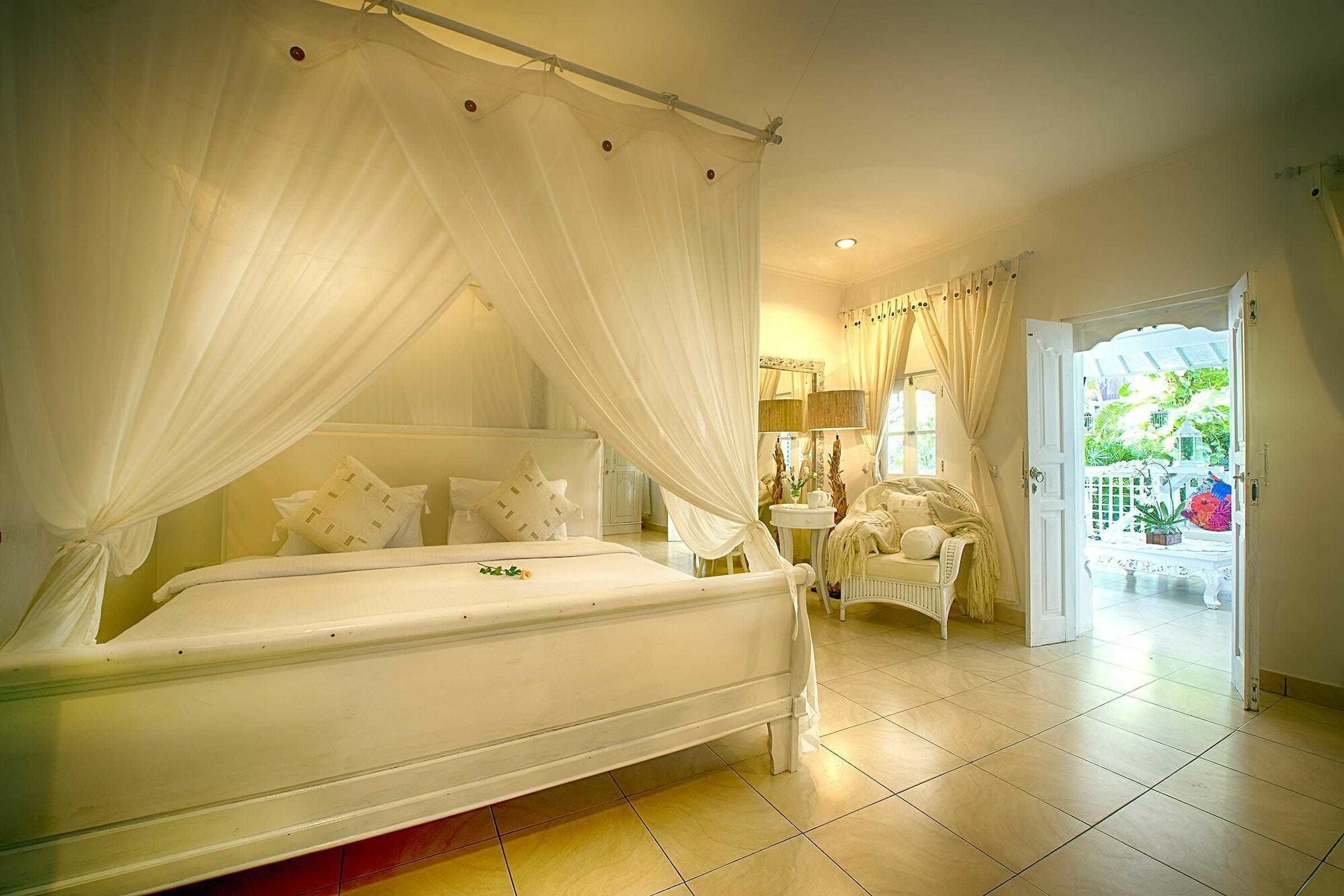 Villa White Stars Seminyak  Bagian luar foto