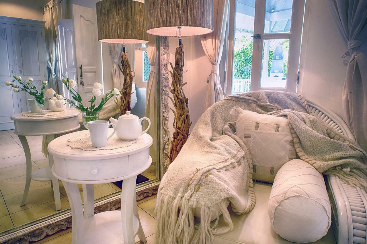 Villa White Stars Seminyak  Bagian luar foto