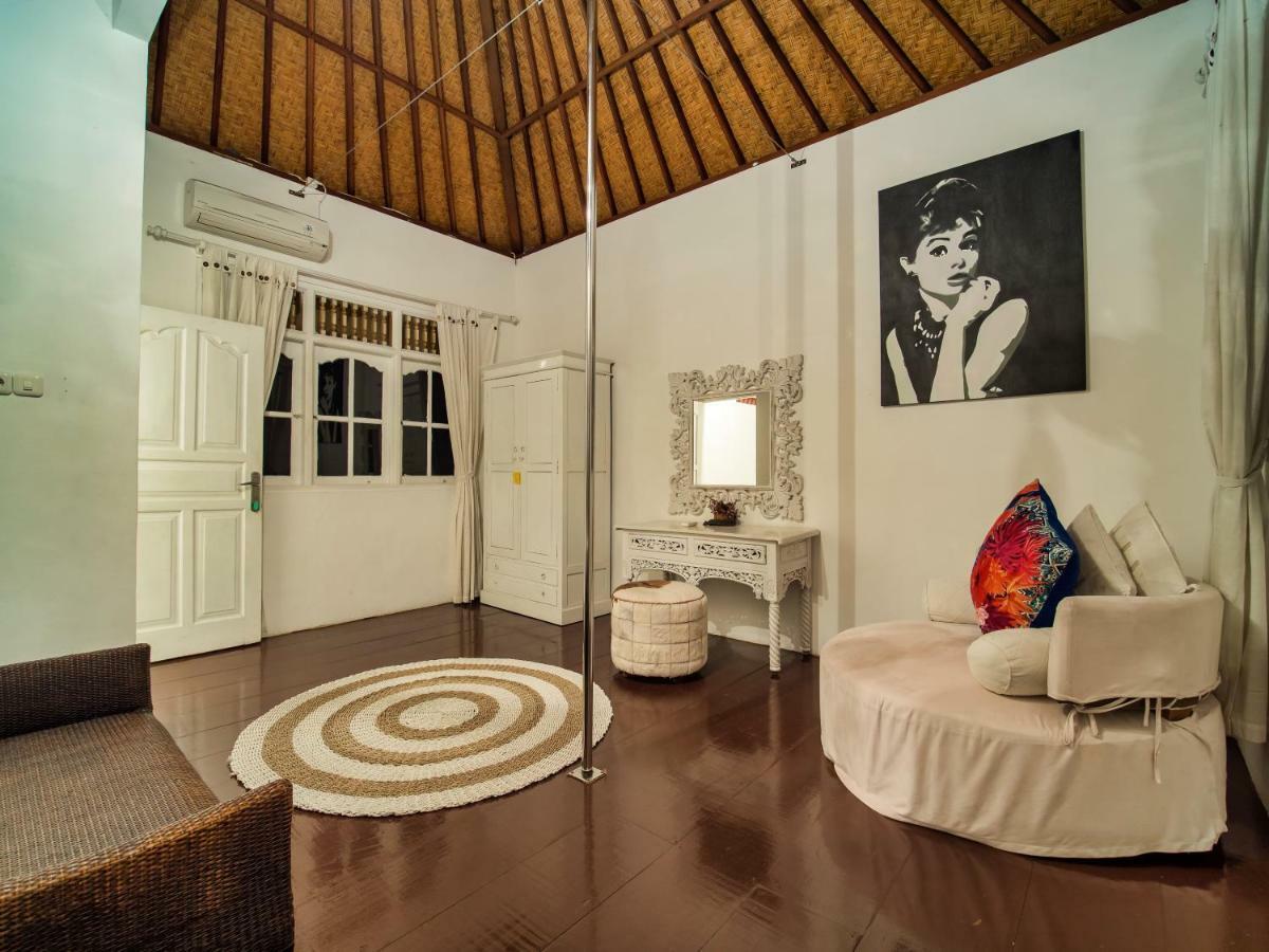 Villa White Stars Seminyak  Bagian luar foto