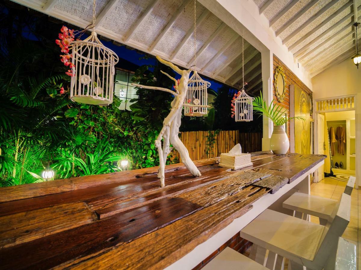 Villa White Stars Seminyak  Bagian luar foto